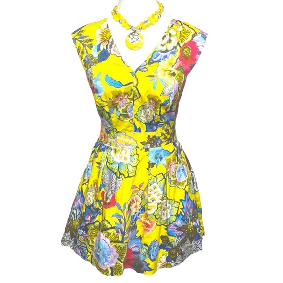 Cynthia Rowley Fit And Flare Floral Dress - Picture 2 of 7